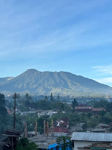 Pemandangan Alam dan Pegunungan Villa Elhafz Puncak