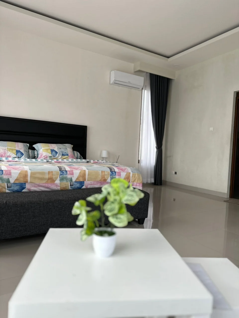 Kamar Tidur Utama Villa Elhafz